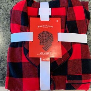 Target women’s holiday sleep set